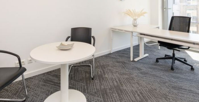 4100 Lafayette Center Drive, Chantilly - Image 2