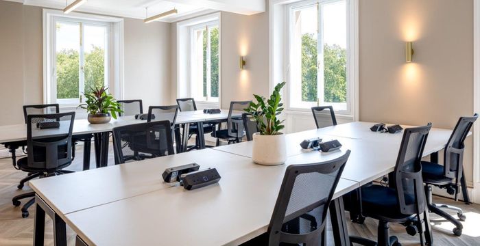 117 Piccadilly, Greater London - Image 3