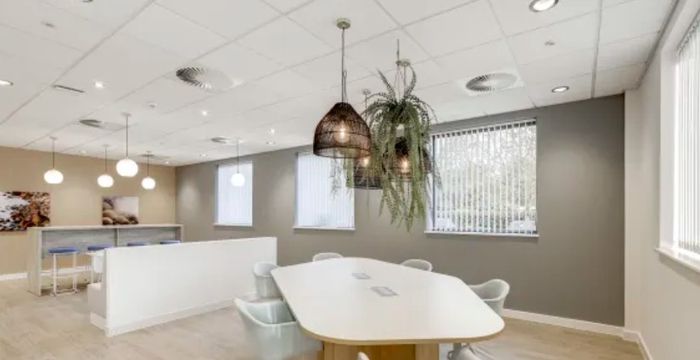 500 W Silver Spring Drive, Glendale - Image 4