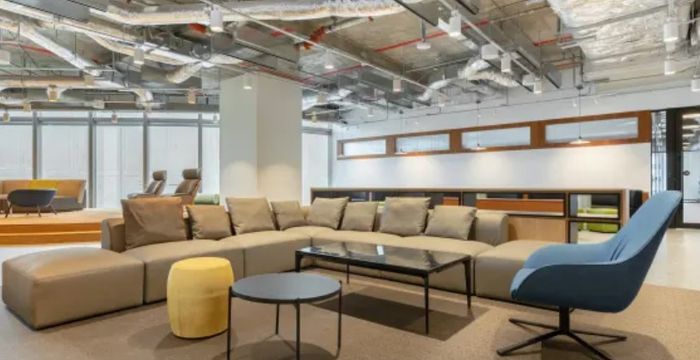 500 W Silver Spring Drive, Glendale - Image 2