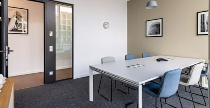 3 Basler Strasse, Bad Homburg Vor Der Hohe - Image 3