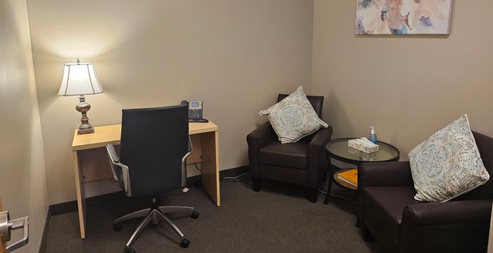 2 Bloor St E, Toronto - Image 2