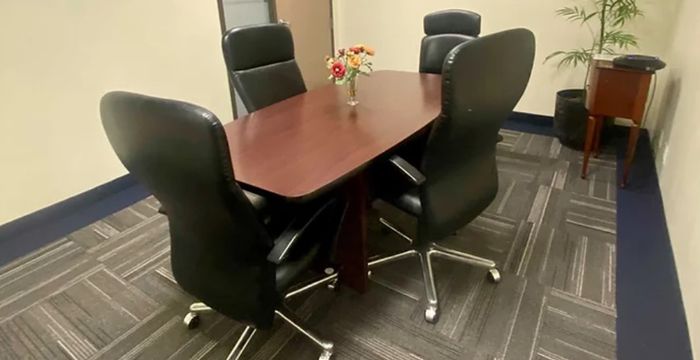 95 Mural St, Richmond Hill - Image 3