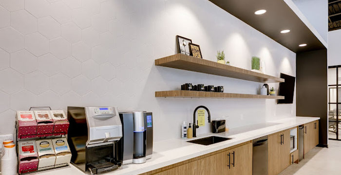 407 Iroquois Shore Rd, Oakville - Image 2