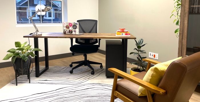 132 Trafalgar Rd, Oakville - Image 3