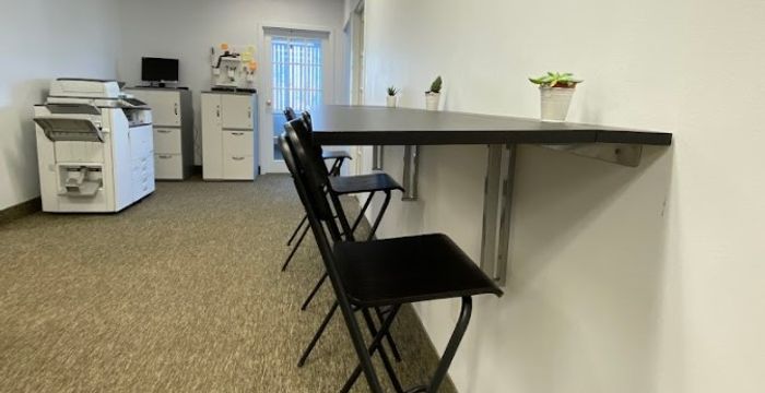 16 Rutherford Rd S, Brampton - Image 5