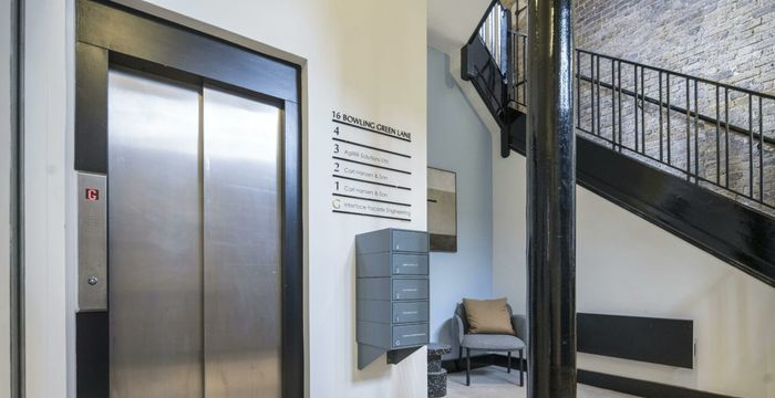 16 Bowling Green Lane, Greater London - Image 3