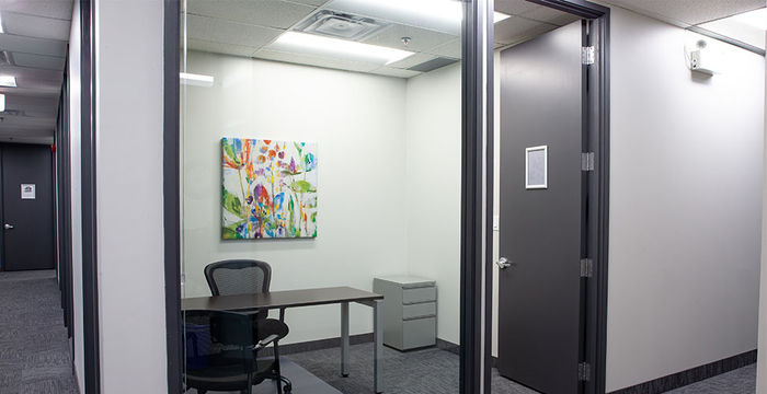 5063 North Service Road, Burlington - Image 3