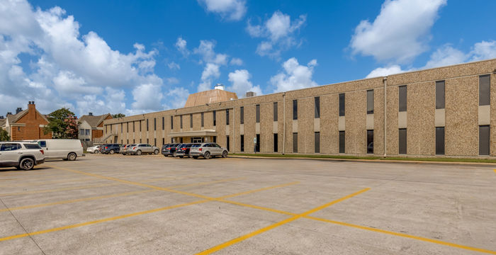 1300 Bay Area Boulevard, Houston - Image 4
