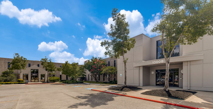 1300 Bay Area Boulevard, Houston - Image 5
