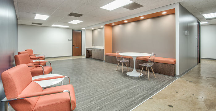 9550 Forest Ln, Dallas - Image 2