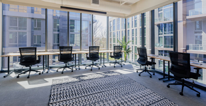 14 Ridge Square Nw, Washington - Image 2