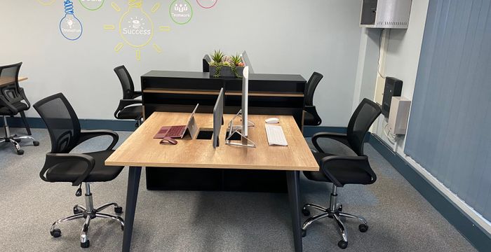 4 Queen Street, Bentley - Image 2