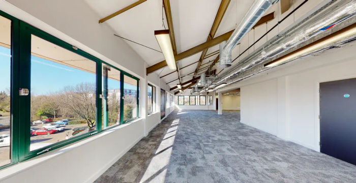 31 Broadway, Greater Manchester - Image 5