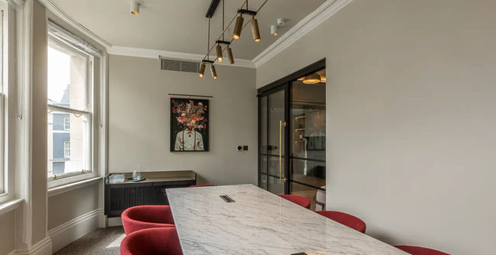 36 St James's Street, London - Image 2