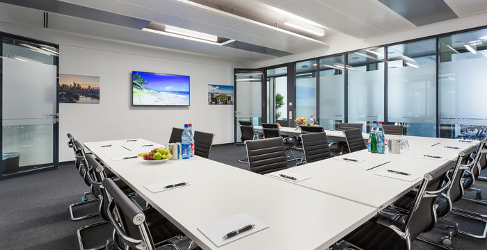 69 Mainzer Landstrasse, Frankfurt - Image 3