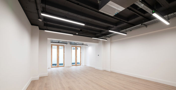 7 Hertford Street, Greater London - Image 5