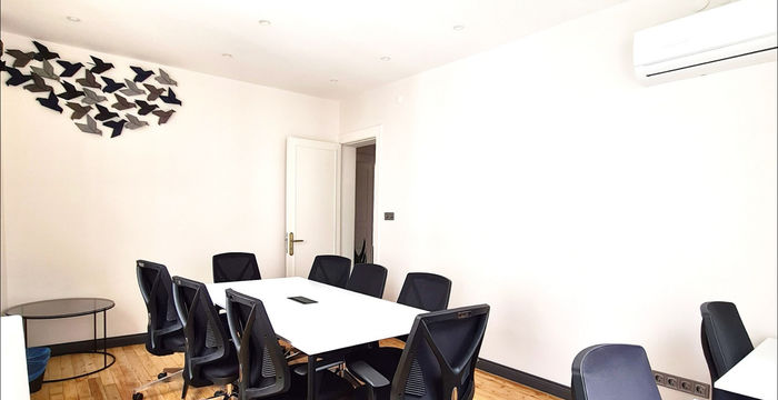 26 Banks Avenue, Galata / Istanbul - Image 2