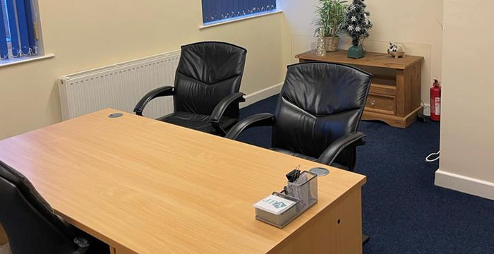 446/452 High Street, West Midlands - Image 4