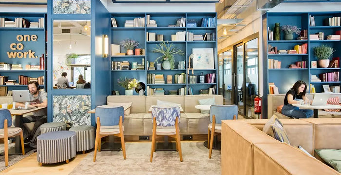 6 Av De La Catedral, Barcelona - Image 2