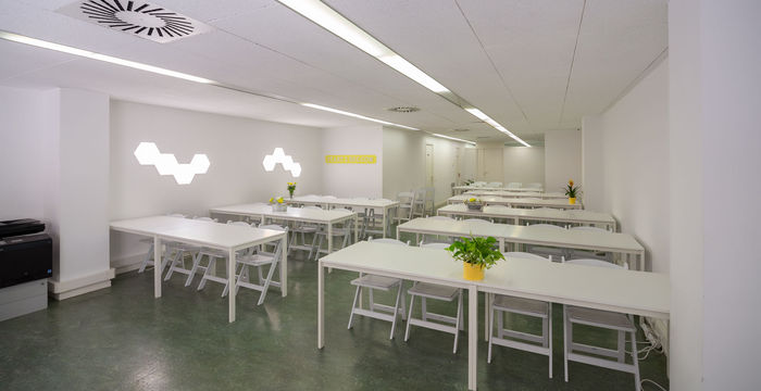 33 Travessera De Dalt, Barcelona - Image 3