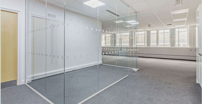 Valiant House - Image 5