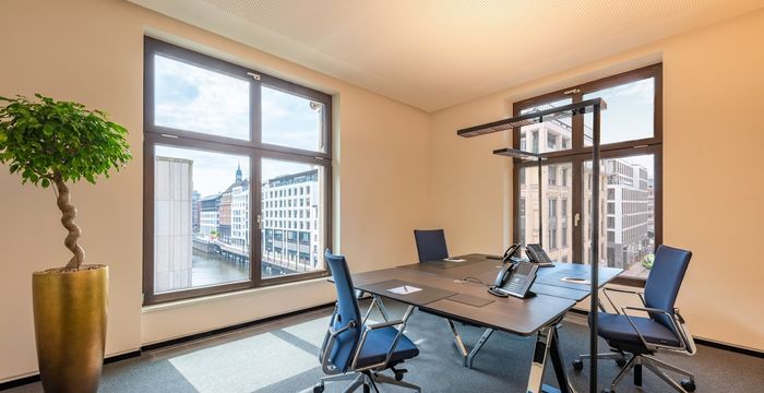 32 Alter Wall, Hamburg - Image 4