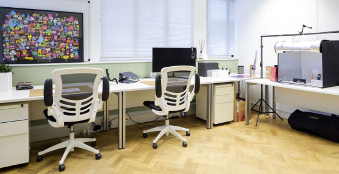 14 Commercial Way, Woking - Image 2