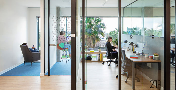 99 Pg De Joan De Borbo, Barcelona - Image 5