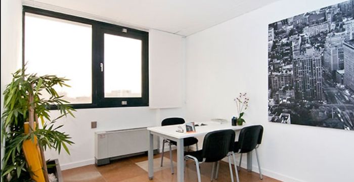 30 Carrer De L'acer, Barcelona - Image 3
