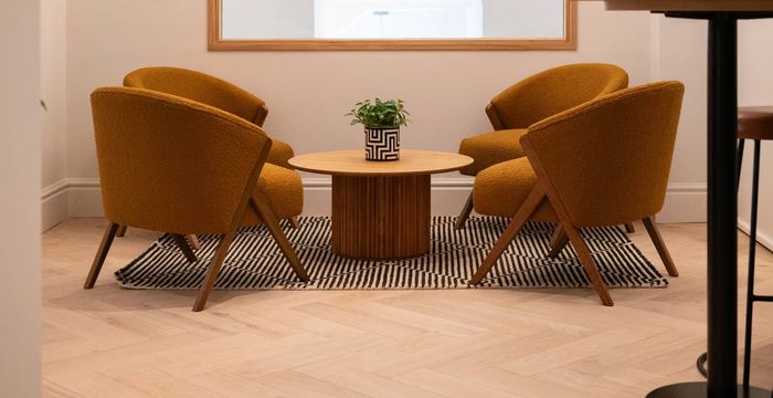 321 Oxford Street, Greater London - Image 3