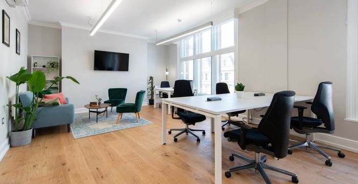 321 Oxford Street, Greater London - Image 4