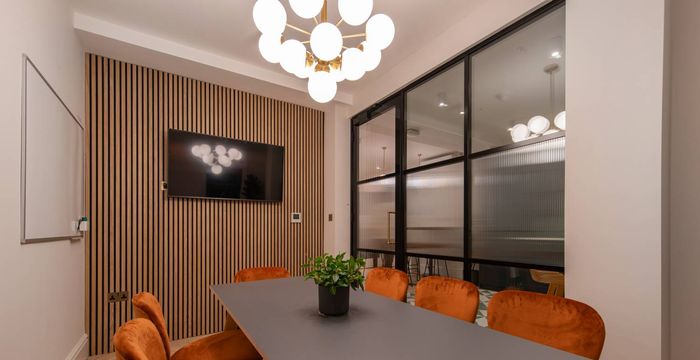 321 Oxford Street, Greater London - Image 3