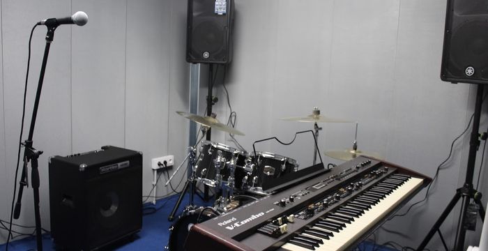 Carrer De L'alba, Barcelona - Image 3