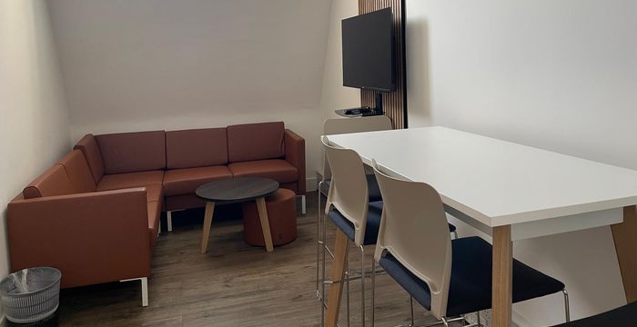 15-17 Grosvenor Gardens, Greater London - Image 2