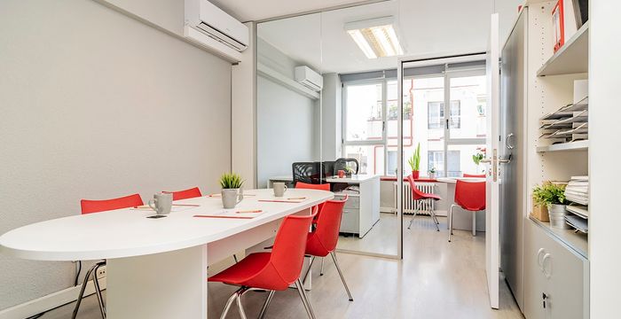 30 Paseo De Las Delicias, Madrid - Image 3