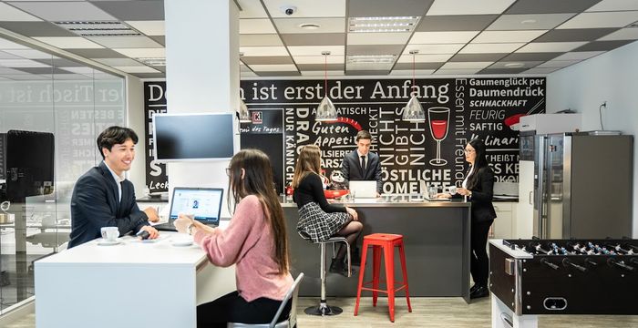 109 Zeil, Frankfurt Am Main - Image 3