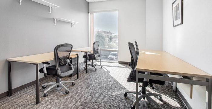 La Plaza Business Center (Bldg A) - Image 2