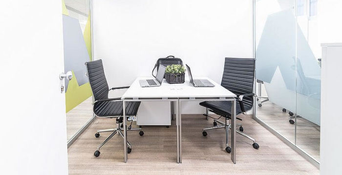 Via Jacopo Dal Verme 7, Milano - Image 3