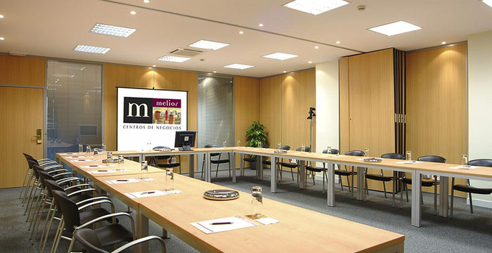 Urb La Alzambra, Marbella - Image 2