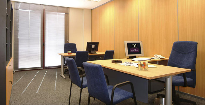 Urb La Alzambra, Marbella - Image 2