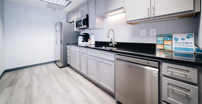 12345 Parklawn DR, Rockville - Image 5