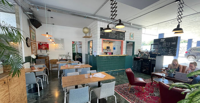 105A Rte Des Jeunes, Lancy - Image 5