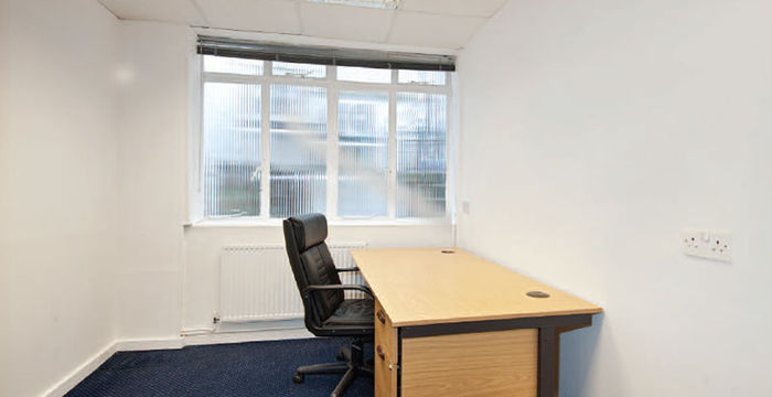 28B Hampstead High Street, Greater London - Image 2