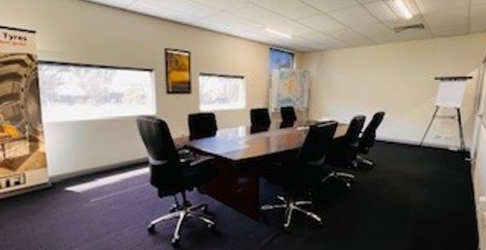 62 Tarnard Drive, Braeside - Image 4