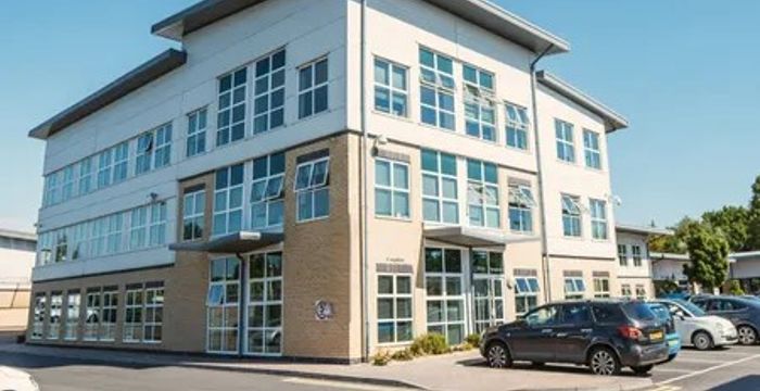 Holyrood Close, Poole - Image 5