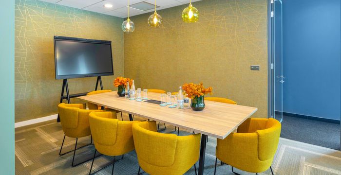 100 Berkshire Place 100 Berkshire Place, Winnersh - Image 2