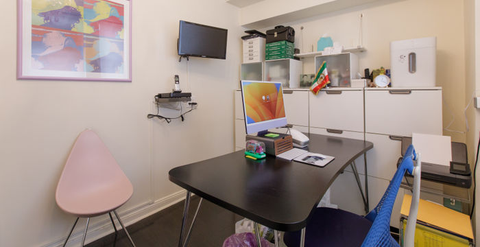 210 East 68th Street, New York City - Image 5