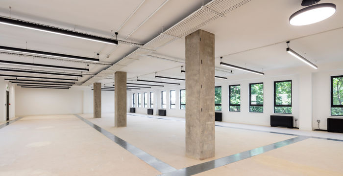 2 Upper Street, Islington - Image 3