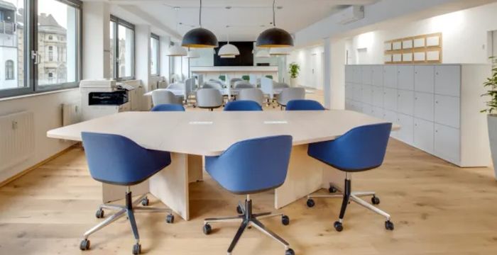 2701 E Camelback Rd, Phoenix - Image 2